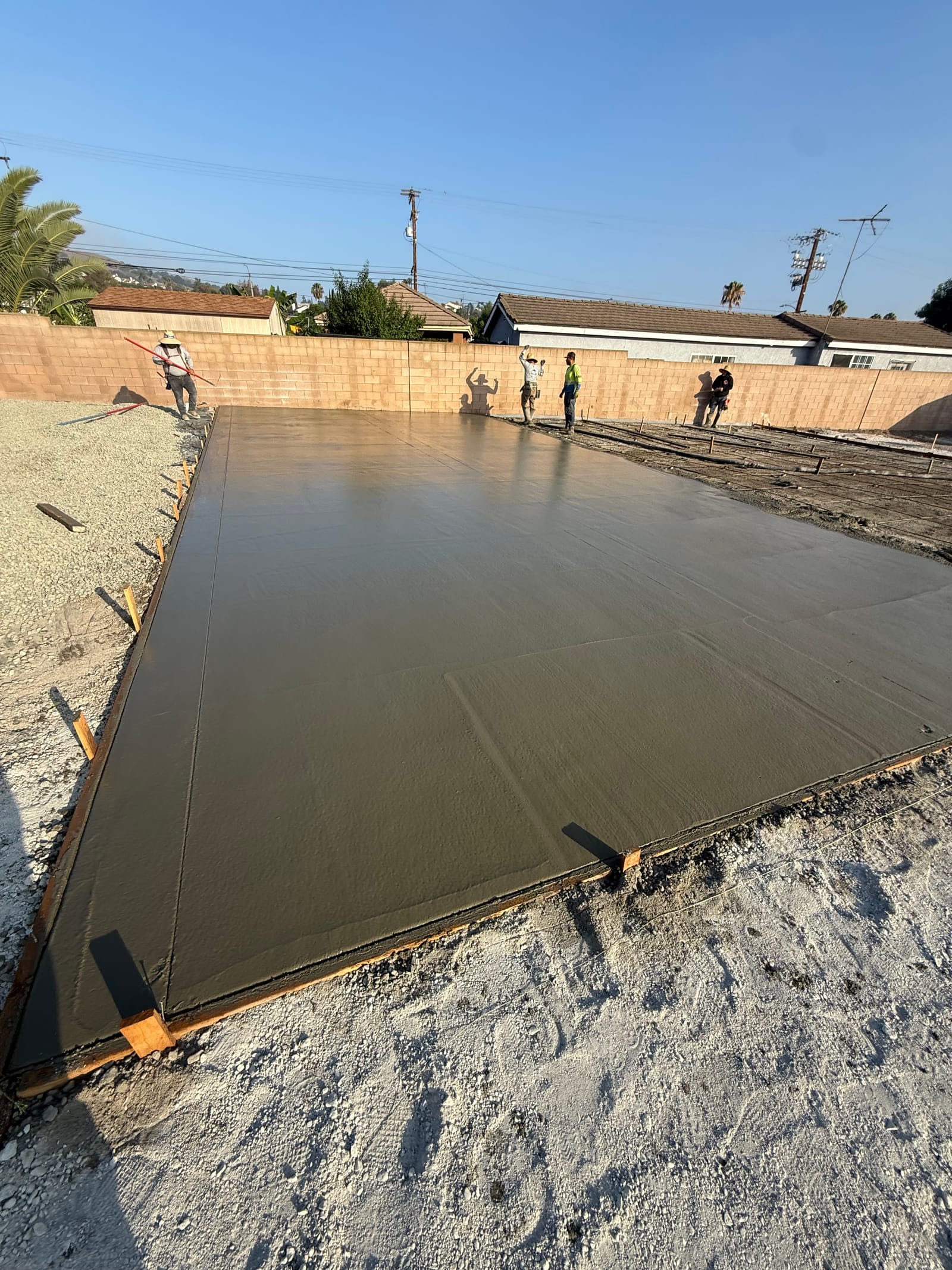 Large concrete slab pour